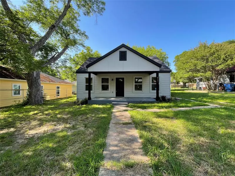 607 E Monterey Street, Denison, TX 75021