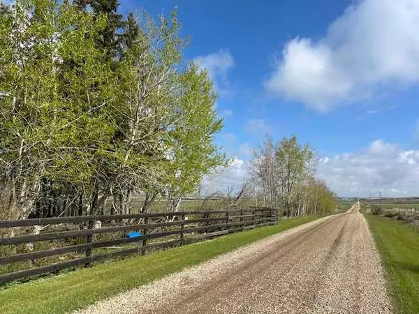 34156 Range Road 270, Rural Red Deer County, AB T4G 0M4