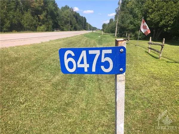 Brockville, ON K0G 1R0,6475 CTY RD 15 RD