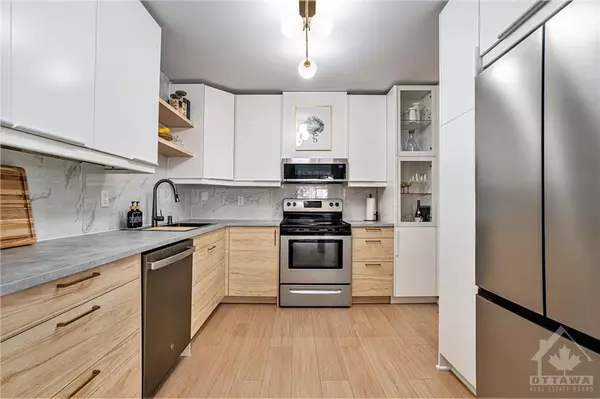 Ottawa, ON K4A 2W3,421 VALADE CRES