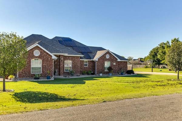 1120 Hampshire,  Waxahachie,  TX 75165