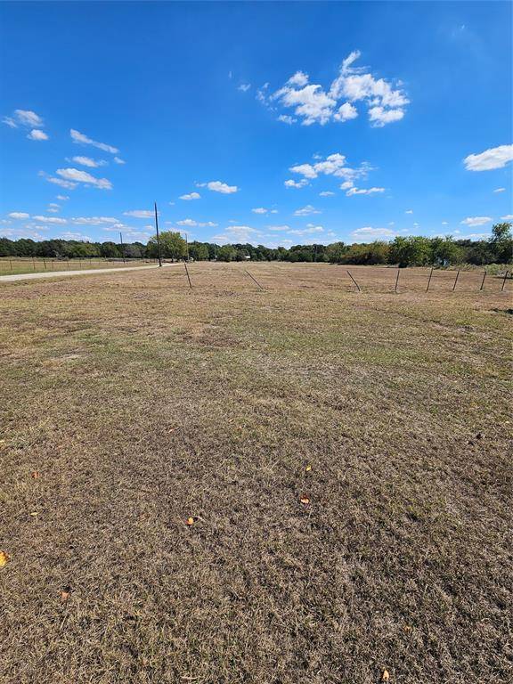 Bonham, TX 75418,706 County Road 2505