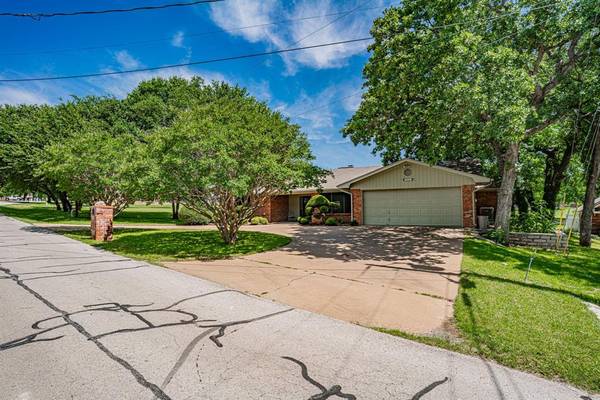 Granbury, TX 76049,3801 Nocona Drive