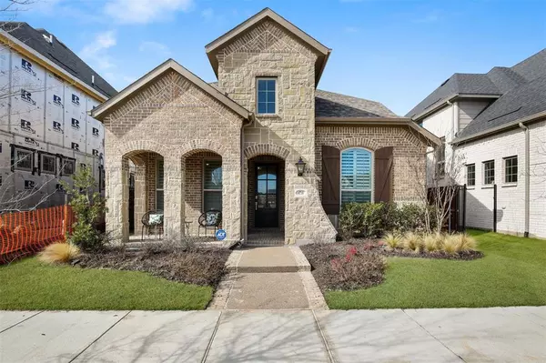 4718 Raspberry Spar Court, Arlington, TX 76005