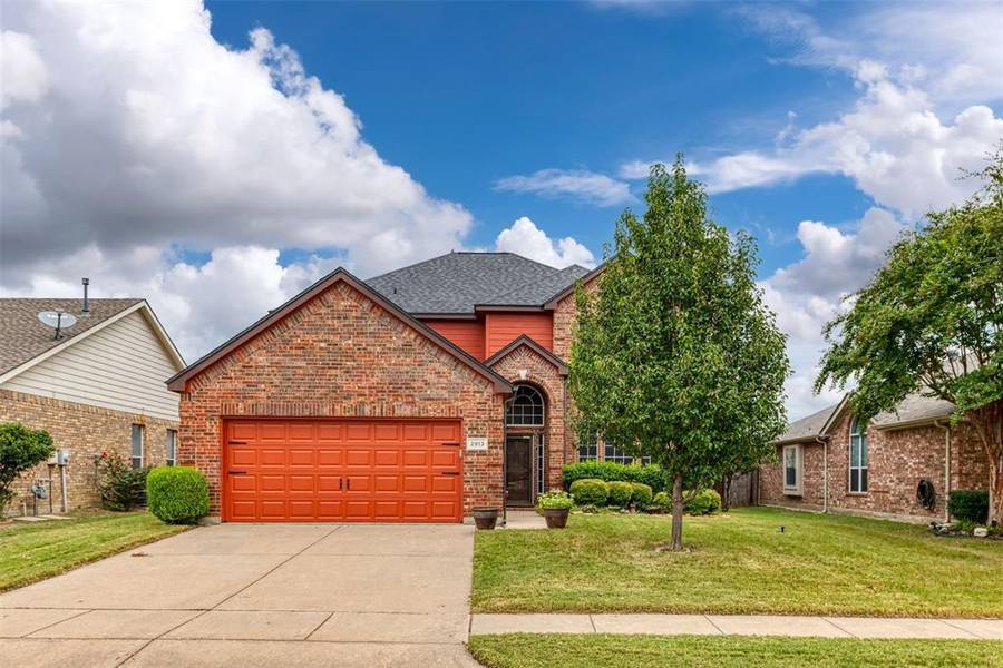 2813 Muskrat Drive, Fort Worth, TX 76244