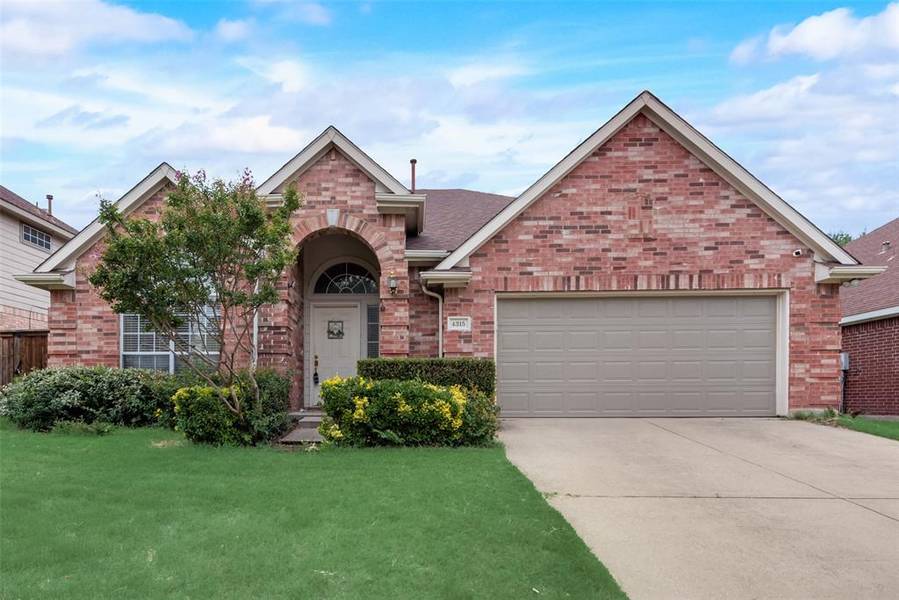 4315 Sleepy Glen Drive, Grand Prairie, TX 75052