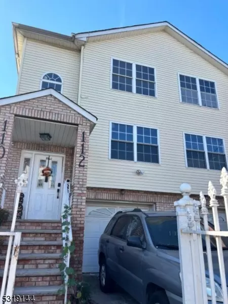 110 Court St, Elizabeth City, NJ 07206