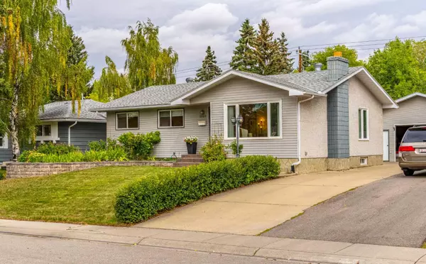 Calgary, AB T3A 1L9,5960 Dalridge HL NW