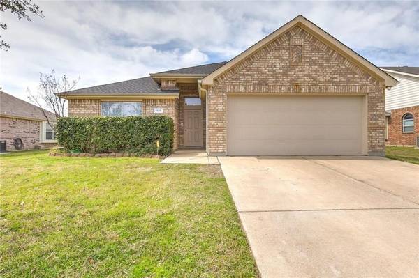 1133 Hearthstone Drive, Burleson, TX 76028