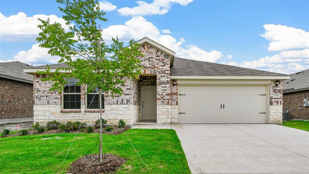 1328 Pierce Lane, Royse City, TX 75189