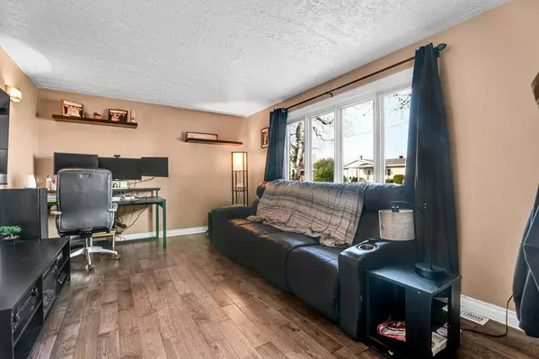 Alexandria, ON K0C 1A0,68 VICTORIA ST W