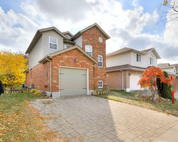 Kitchener, ON N2E 3P8,152 Bush Clover CRES