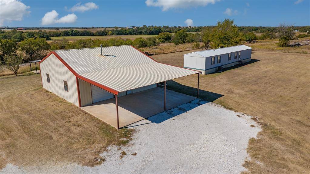 1394 County Road 327, Gainesville, TX 76240