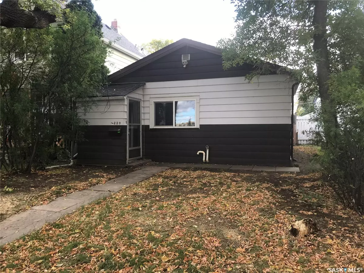 Saskatoon, SK S7K 1Y6,1220 1st AVENUE N