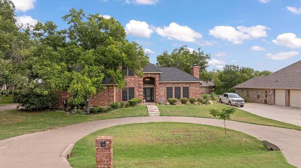 9127 Hanging Moss Drive, Granbury, TX 76049