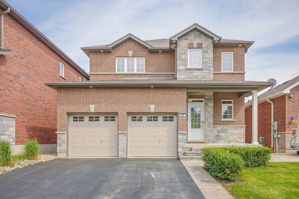 165 Bishop DR E, Barrie, ON L4N 6X5