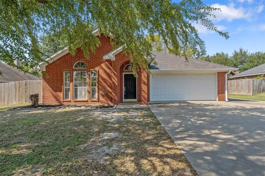 301 Hickory, Bullard, TX 75757