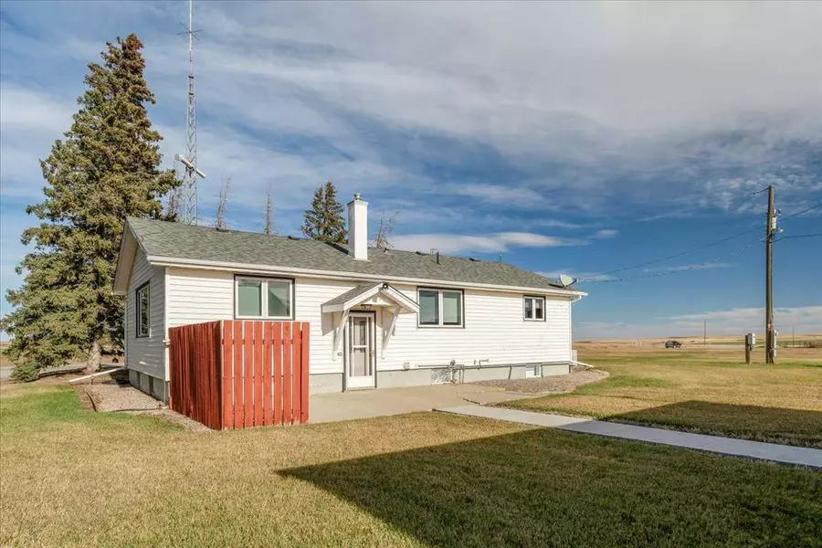 244083 Highway 24, Rural Vulcan County, AB T0L 1P0