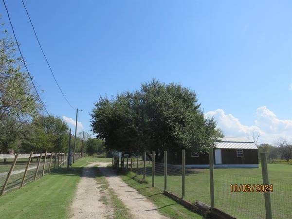 9287 Private Road 3844, Quinlan, TX 75474