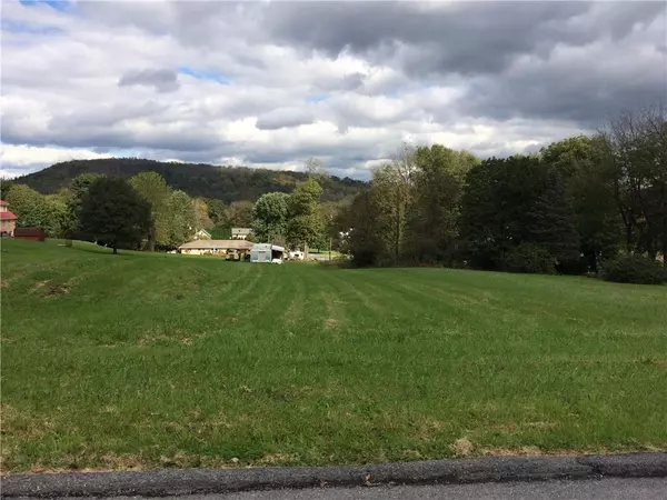 5th Avenue, Lower Mt Bethel Twp, PA 18063