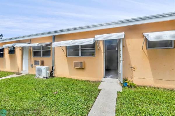 3800 NE 21st Ave  #6, Lighthouse Point, FL 33064