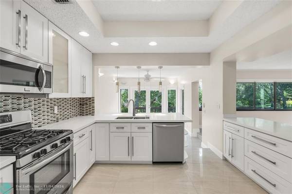 Boca Raton, FL 33486,784 Saint Albans Dr