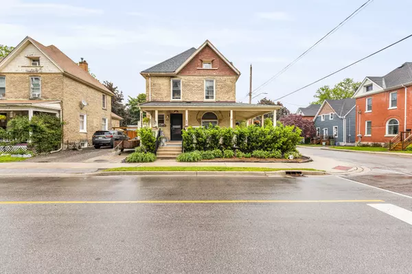 43 Queen ST,  St. Thomas,  ON N5R 3J1