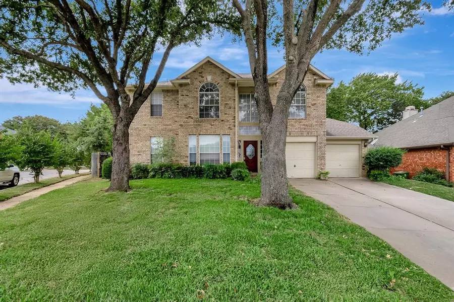 3501 Vista Way, Bedford, TX 76021