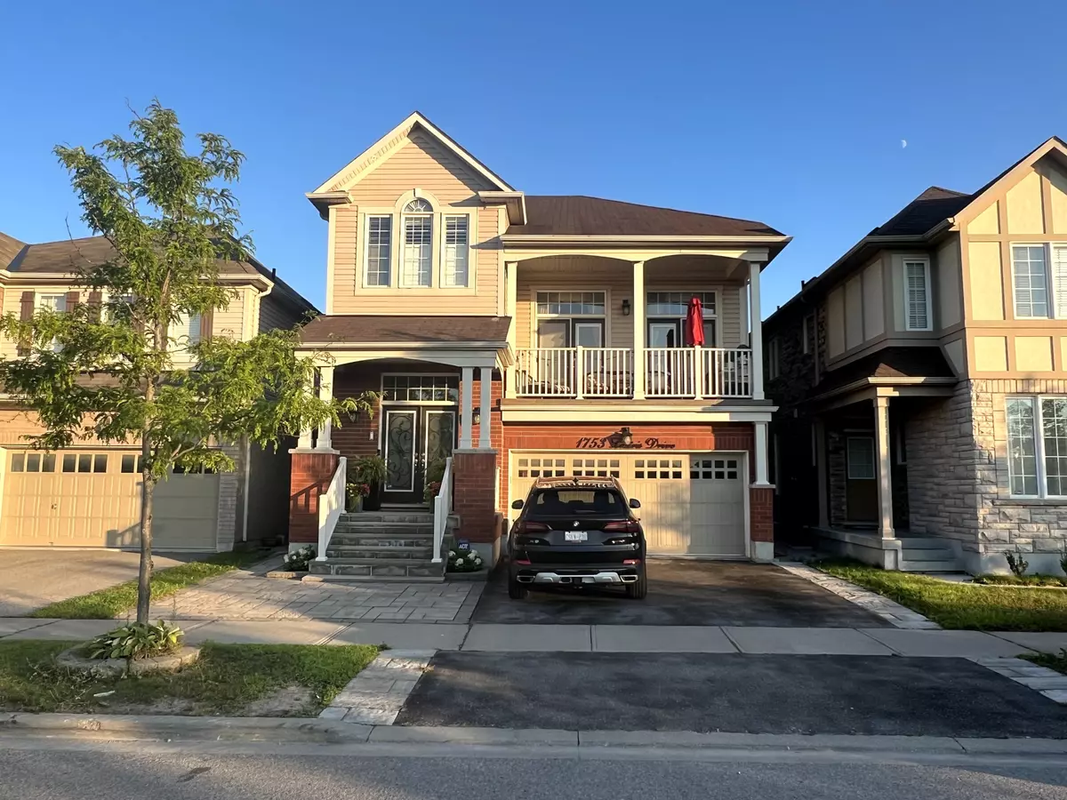 Pickering, ON L1X 0B2,1753 Liatris DR