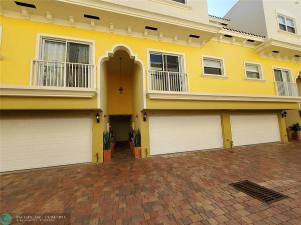 Fort Lauderdale, FL 33316,736 SE 12 COURT  #9