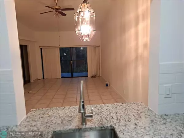 Deerfield Beach, FL 33442,1929 SW 15th St  #44