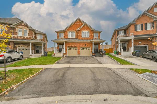 48 Cookview DR, Brampton, ON L6R 3T6