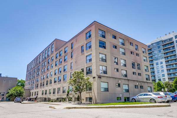 800 Lansdowne AVE #113, Toronto W02, ON M6H 4K2