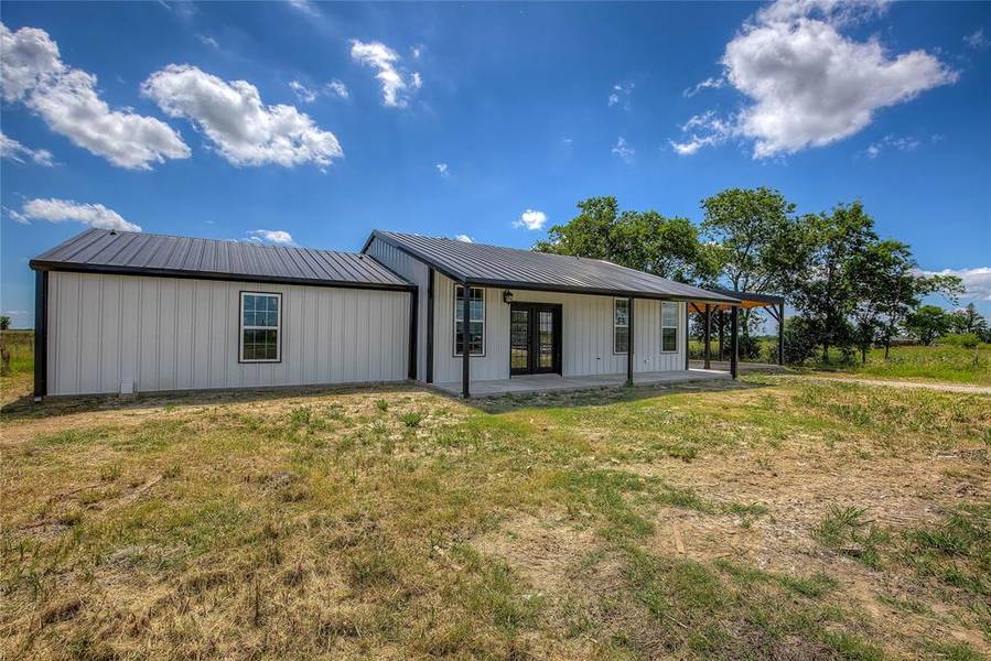 4356 Fm 1563, Wolfe City, TX 75496