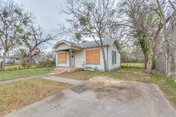 San Angelo, TX 76903,20 W 10th St