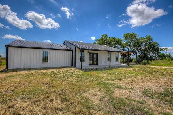 4356 Fm 1563,  Wolfe City,  TX 75496