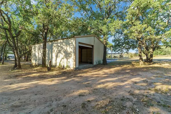 Paradise, TX 76073,153 County Road 3791