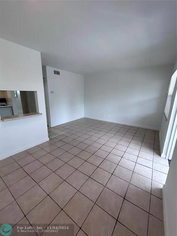 Fort Lauderdale, FL 33305,1150 NE 17th Ct  #31