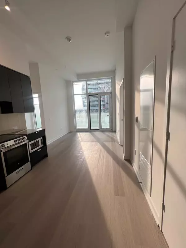 Mississauga, ON L5B 0M4,3883 Quartz RD #605