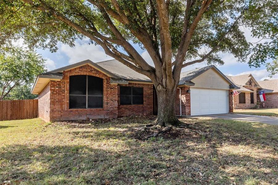 1507 Sunflower Lane, Granbury, TX 76048