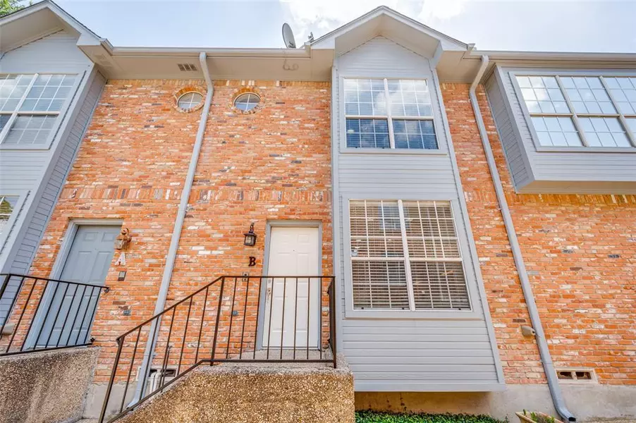 3415 Mcfarlin Boulevard #A2, University Park, TX 75205