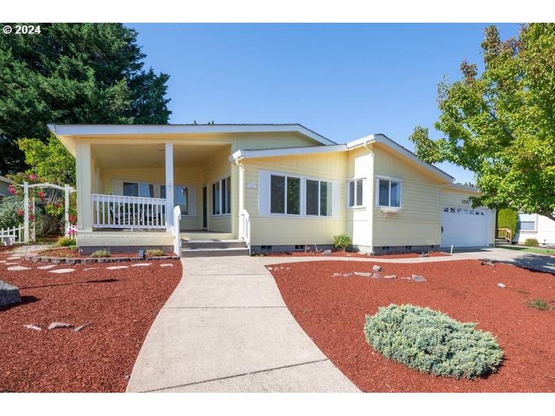 5297 GLENN ELLEN DR, Eugene, OR 97402