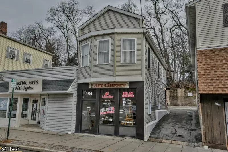 164 Main St, Butler Boro, NJ 07405