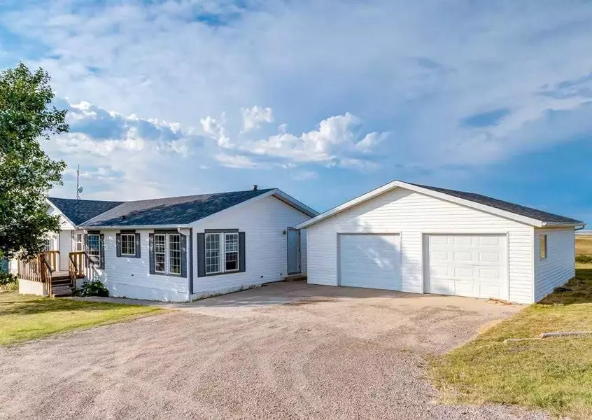 24053B RR260, Rural Cardston County, AB T0K 0Y0