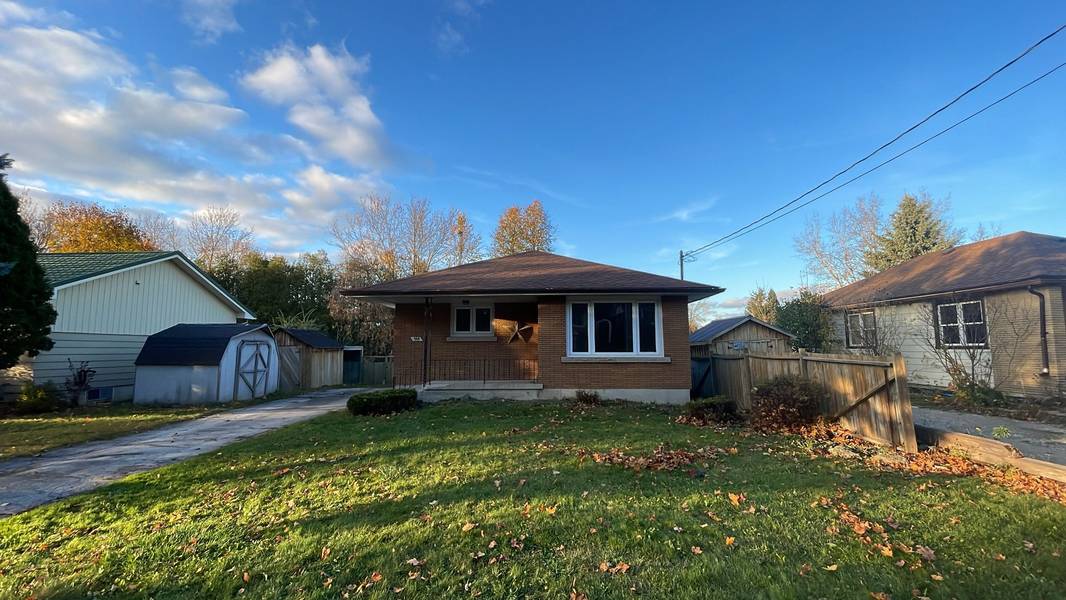 565 Waterloo ST, Wellington North, ON N0G 2L3