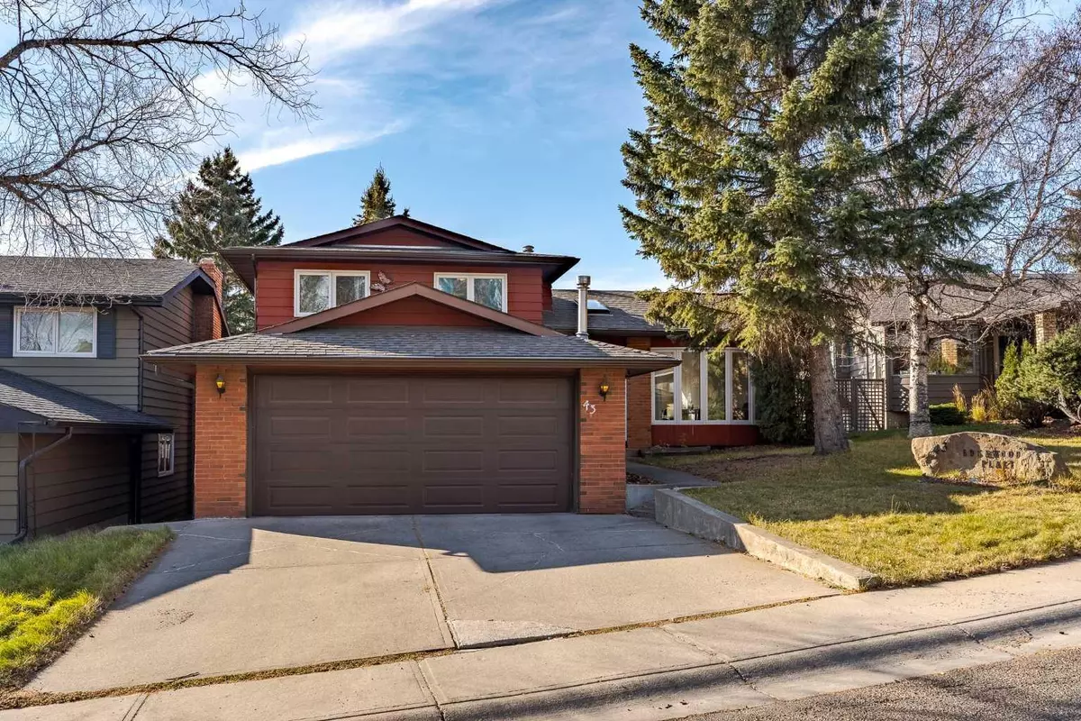 Calgary, AB T3A 2T8,43 Edgewood PL NW