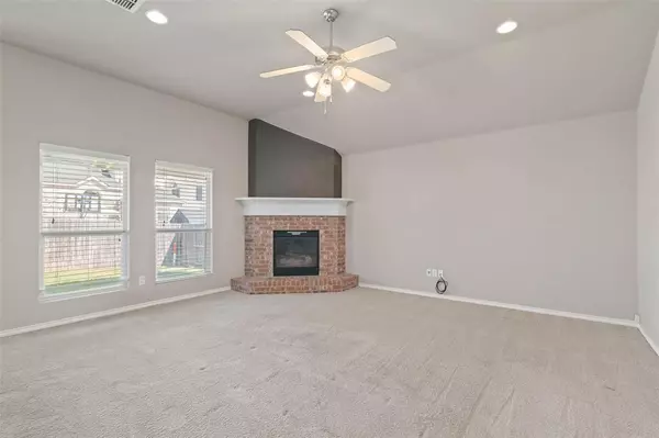 Fort Worth, TX 76179,6720 Chalk River Drive