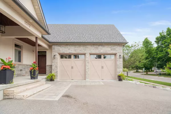 Pickering, ON L1V 5V6,1682 Heathside CRES