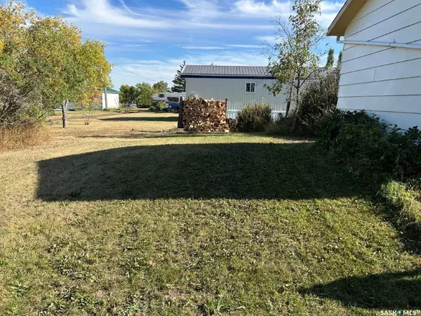 Brock, SK S0L 0H0,214 3rd AVENUE N