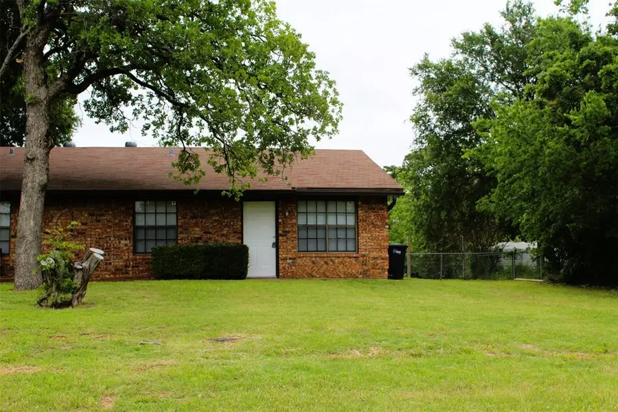 1116 Hanover Street #A, Weatherford, TX 76086